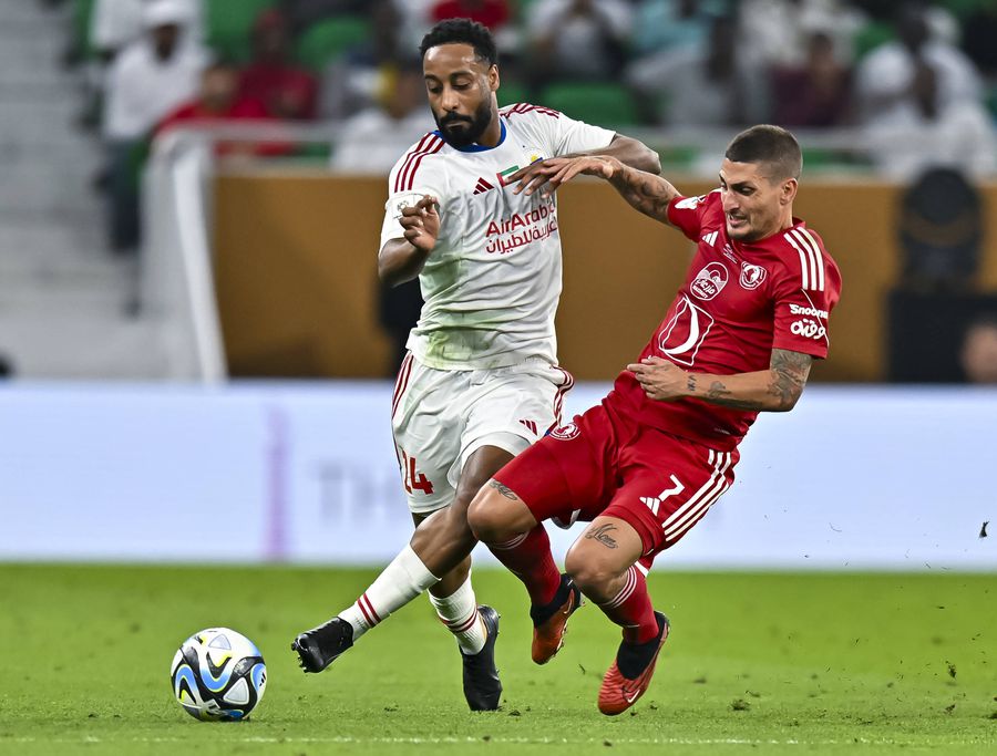 Mirel Rădoi nu-l vrea în sezonul următor la Universitatea Craiova! În replică, fotbalistul se poate umple de bani în Qatar