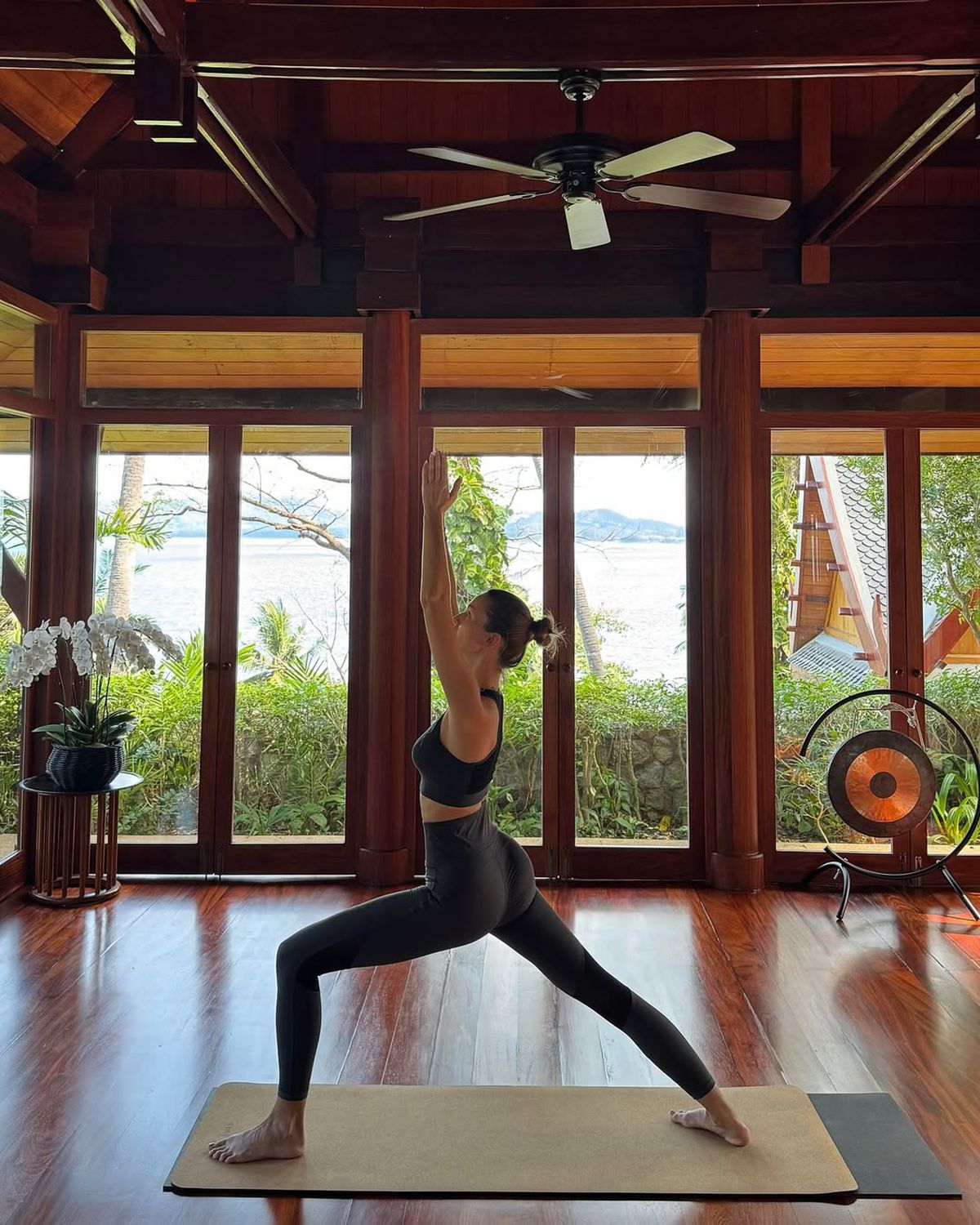 Novak Djokovic a acceptat provocarea și a jucat tenis cu „cea mai frumoasă femeie din lume” » Filmarea a fost interzisă