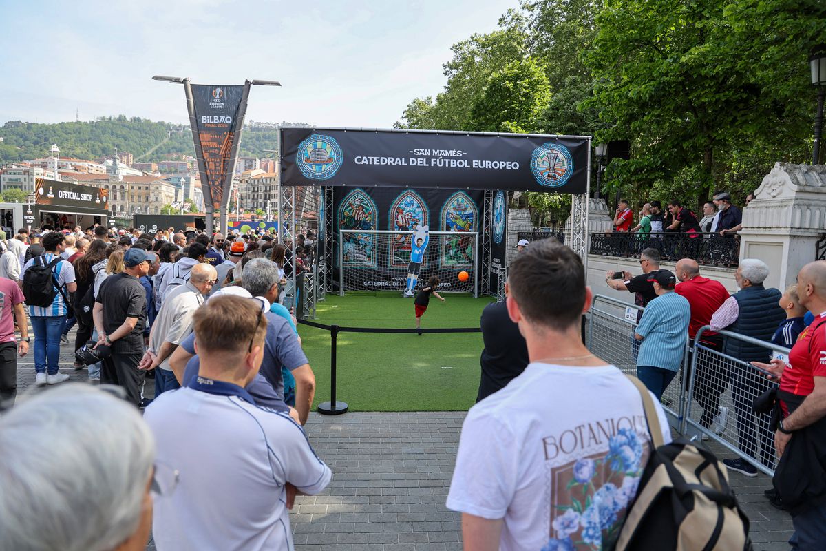 Tottenham - Manchester United, finala Europa League » Imagini cu suporterii