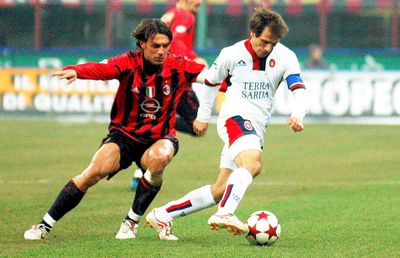 Are 44 de meciuri pentru România și spune 3 povești incredibile din Serie A: „I se spunea «Tractorul», pleca cu 3 adversari în spate” + „Paolo Maldini mi-a dat tricoul... apoi l-a luat înapoi. În schimb, Zola m-a șocat”