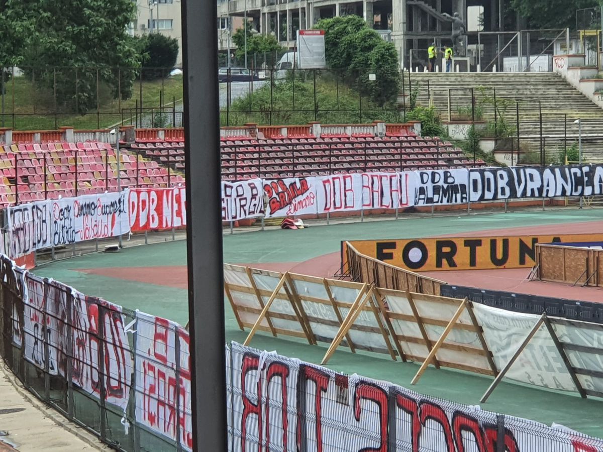 DINAMO - SEPSI. DDB a înconjurat stadionul » Imaginile surprinse de reporterii GSP în „Ștefan cel Mare”: „Strigăm din toți plămânii, Dinamo nu moare!”