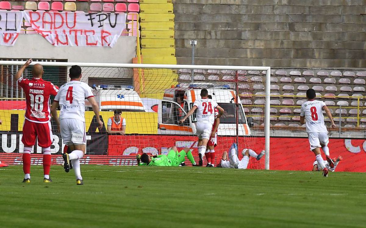 DINAMO - SEPSI 1-3. CRONICĂ: DD în B! „Câinii”, umiliți pe teren propriu în primul meci oficial cu Mihalcea antrenor