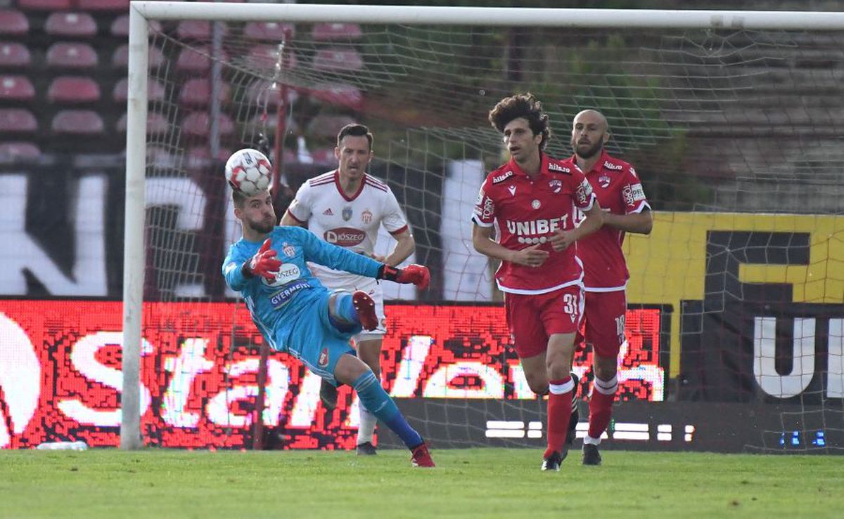 DINAMO - SEPSI 1-3. CRONICĂ: DD în B! „Câinii”, umiliți pe teren propriu în primul meci oficial cu Mihalcea antrenor