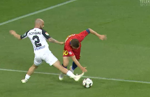 FCSB - GAZ METAN. Florin Tănase, eliminat în 60 de secunde, OUT cu Dinamo! » Decizii corecte? Verdictul lui Cristi Balaj