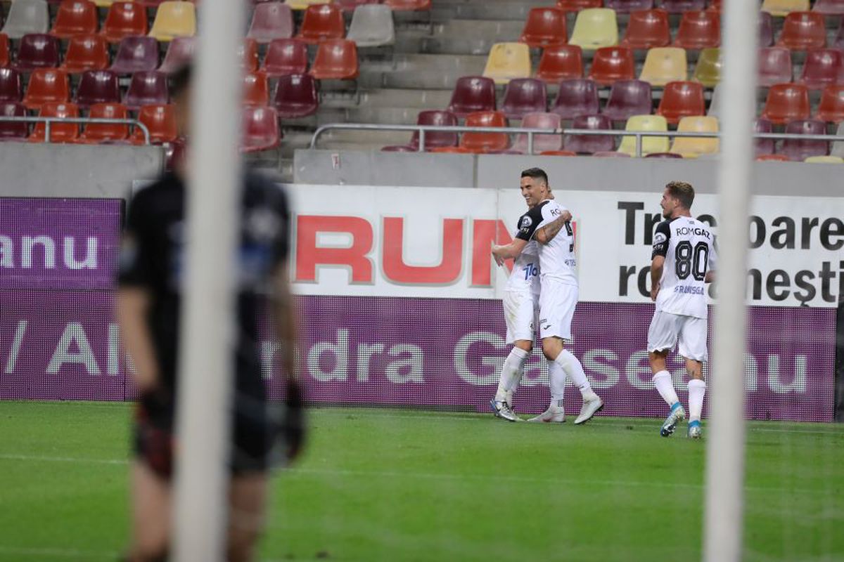 FCSB - GAZ METAN 2-2. Invincibilul Dusan Uhrin, dezamăgit de rezultatul final: „Am pierdut două puncte”