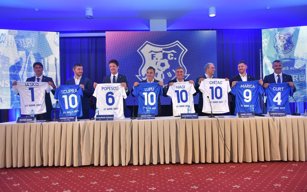 Viitorul și Farul Constanța au fuzionat: Gică Hagi va fi antrenor » Cum arată conducerea, primele transferuri + promisiune pentru un nou stadion