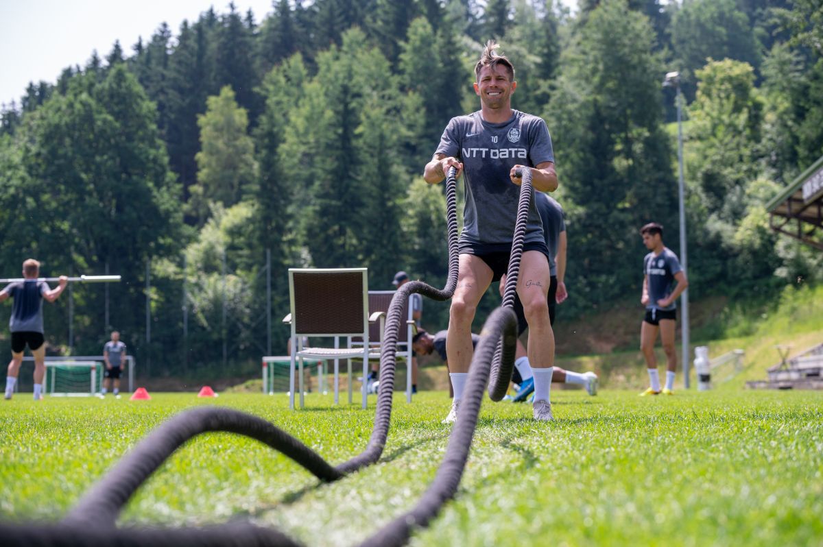 Antrenament cu preparatorul fizic la CFR Cluj, în cantonamentul din Austria (21 iunie 2021)