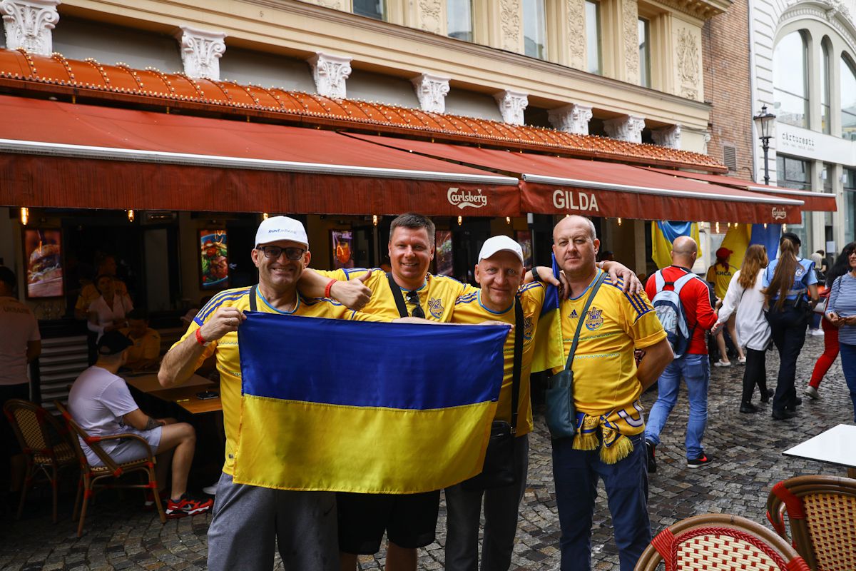 Ucraina - Austria. Suporteri în Centrul Vechi