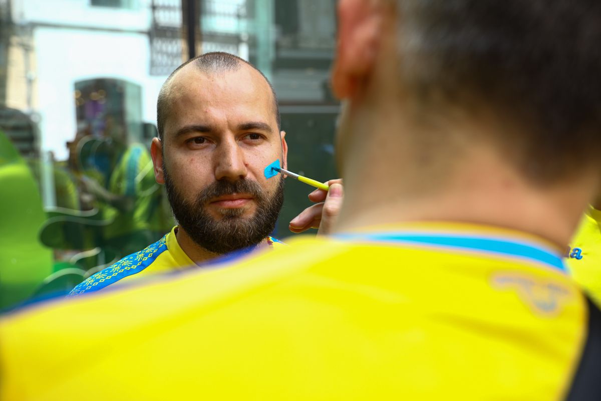 Ucraina - Austria. Suporteri în Centrul Vechi