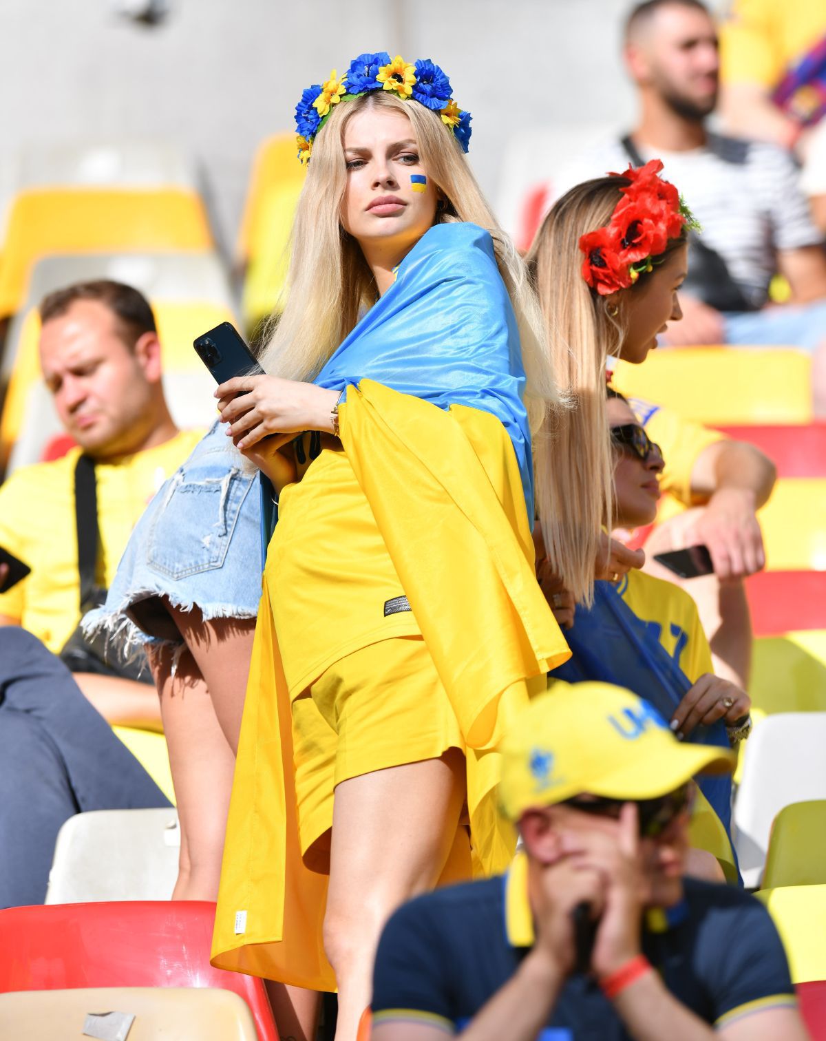 GALERIE FOTO Ce iubită are ucraineanul Oleksandr Zincenko! A fost confundată cu actrița Margot Robbie