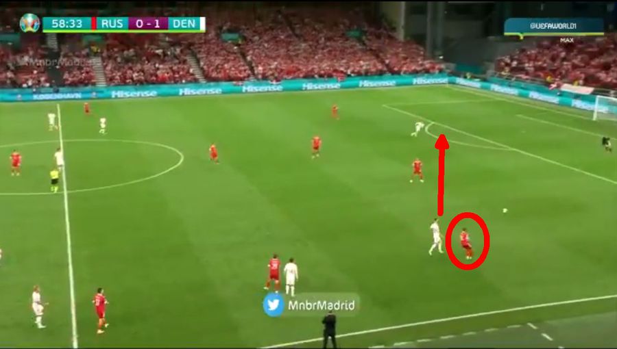 Gafa incredibilă în Rusia - Danemarca, meci decisiv din grupa B! Poulsen s-a trezit cu mingea la picior, în fața porții goale