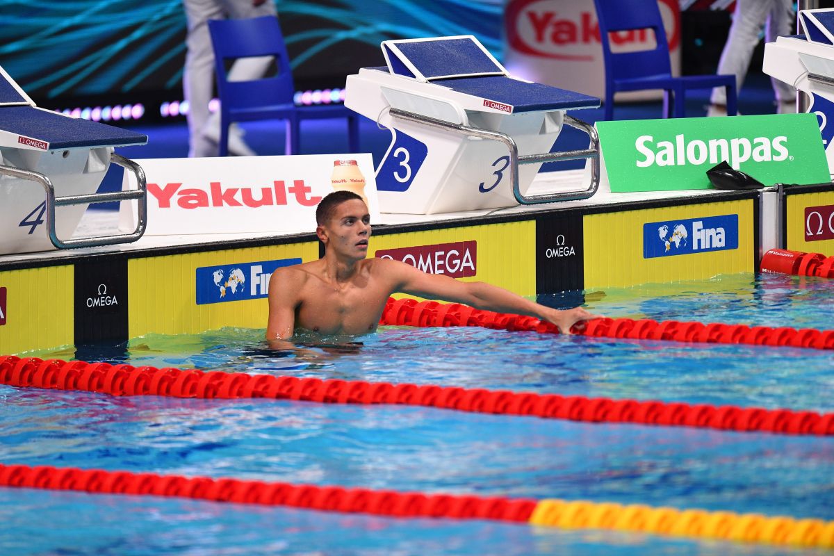 Situație incredibilă înaintea finalei lui Popovici » Doi sportivi, obligați să revină în bazin la două ore după semifinale