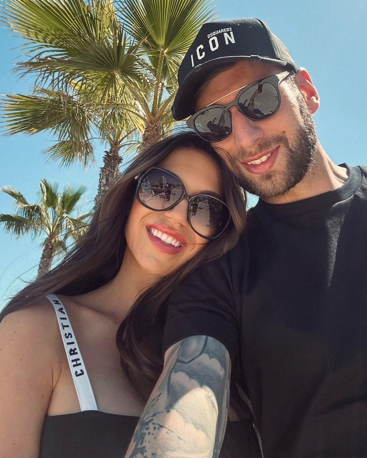 Ea e sexy-iubita noului jucător de la Petrolul! Simona face senzație pe internet cu formele ei