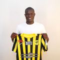 Formația saudită Al Ittihad a anunțat, miercuri noapte, transferul mijlocașului defensiv francez N'Golo Kanté (32 de ani), legitimat ultima oară la gruparea engleză Chelsea.
Foto: Twitter