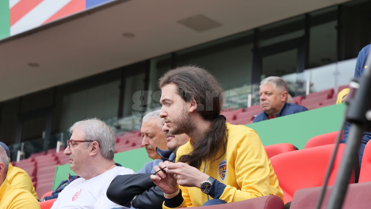 Vasile Dîncu și-a adus și fiul la Euro 2024