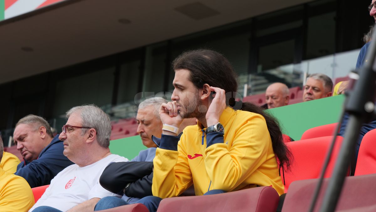 Vasile Dîncu și-a adus și fiul la Euro 2024