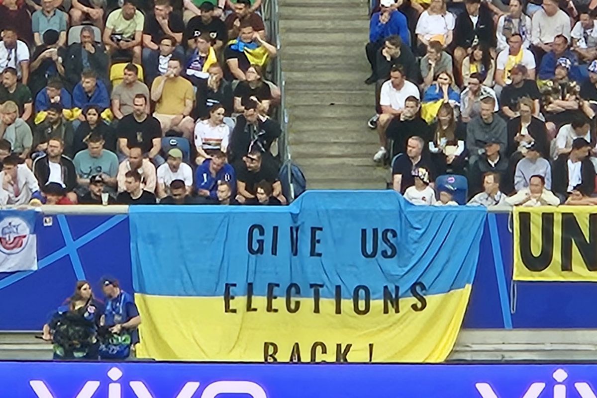 „Te salut, Pușki!” » Starul lui PSG a avut un mesaj pentru atacantul naționalei României