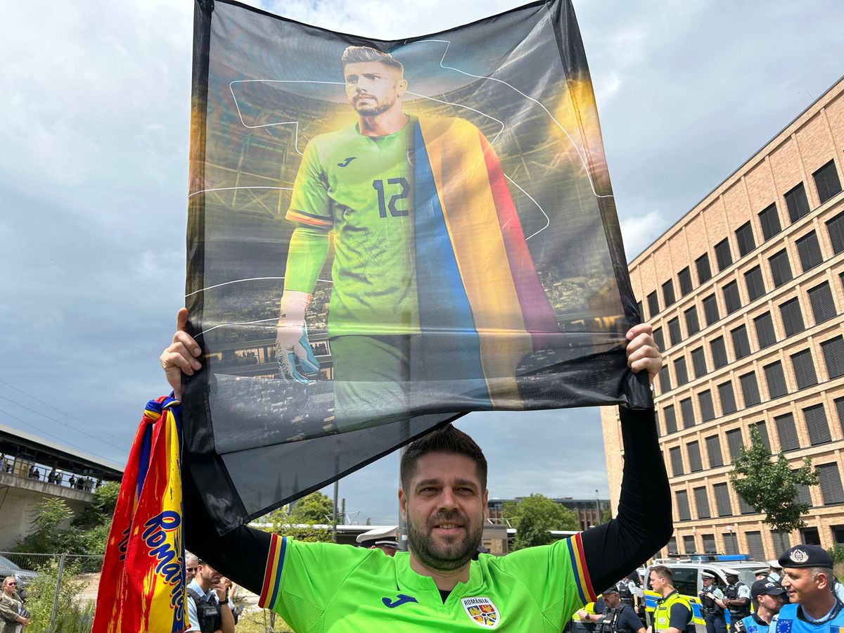 Cu „Măciuca” la atac » Gălăgioșii fani români i-au așteptat pe „tricolori” în gara din Koln, în ciuda unor confuzii privind sosirea trenului