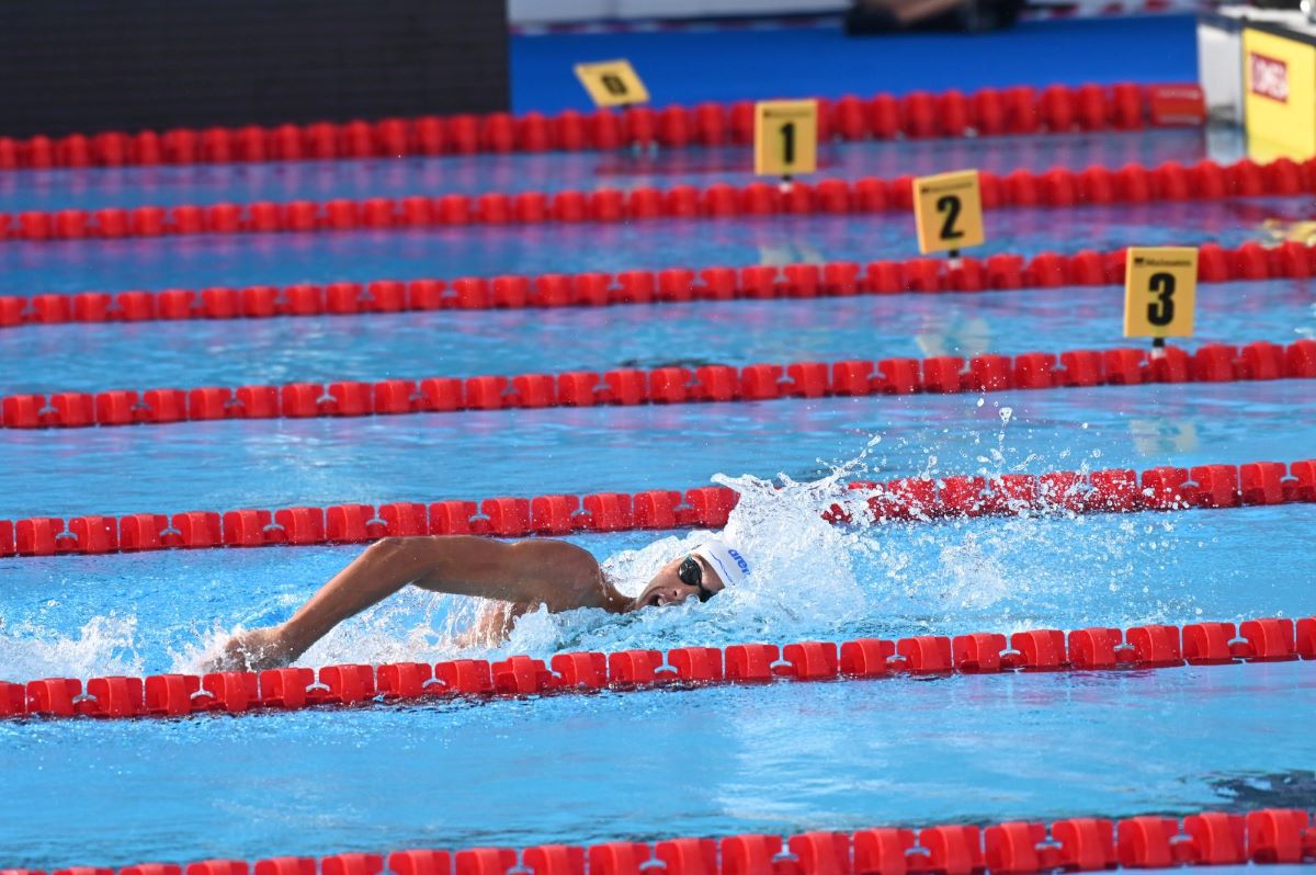 David Popovici, după dubla de aur de la Belgrad: „Trebuie să mă pregătesc pentru ce e mai complicat la Jocurile Olimpice”