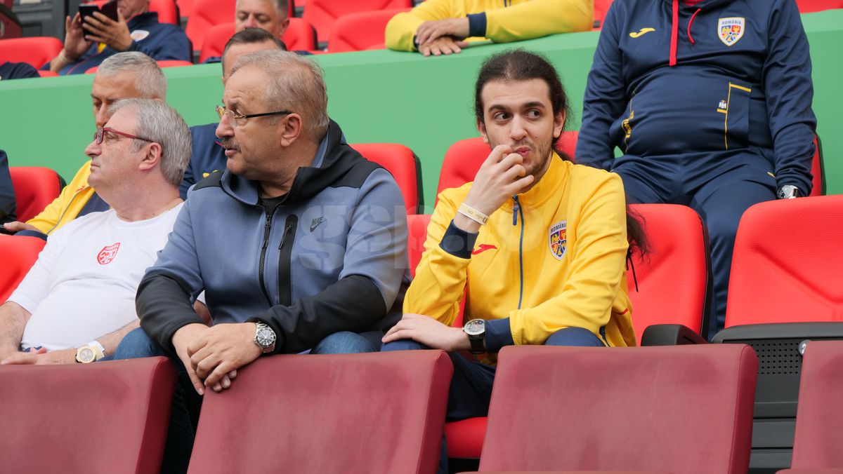 Vasile Dîncu și-a adus și fiul la Euro 2024