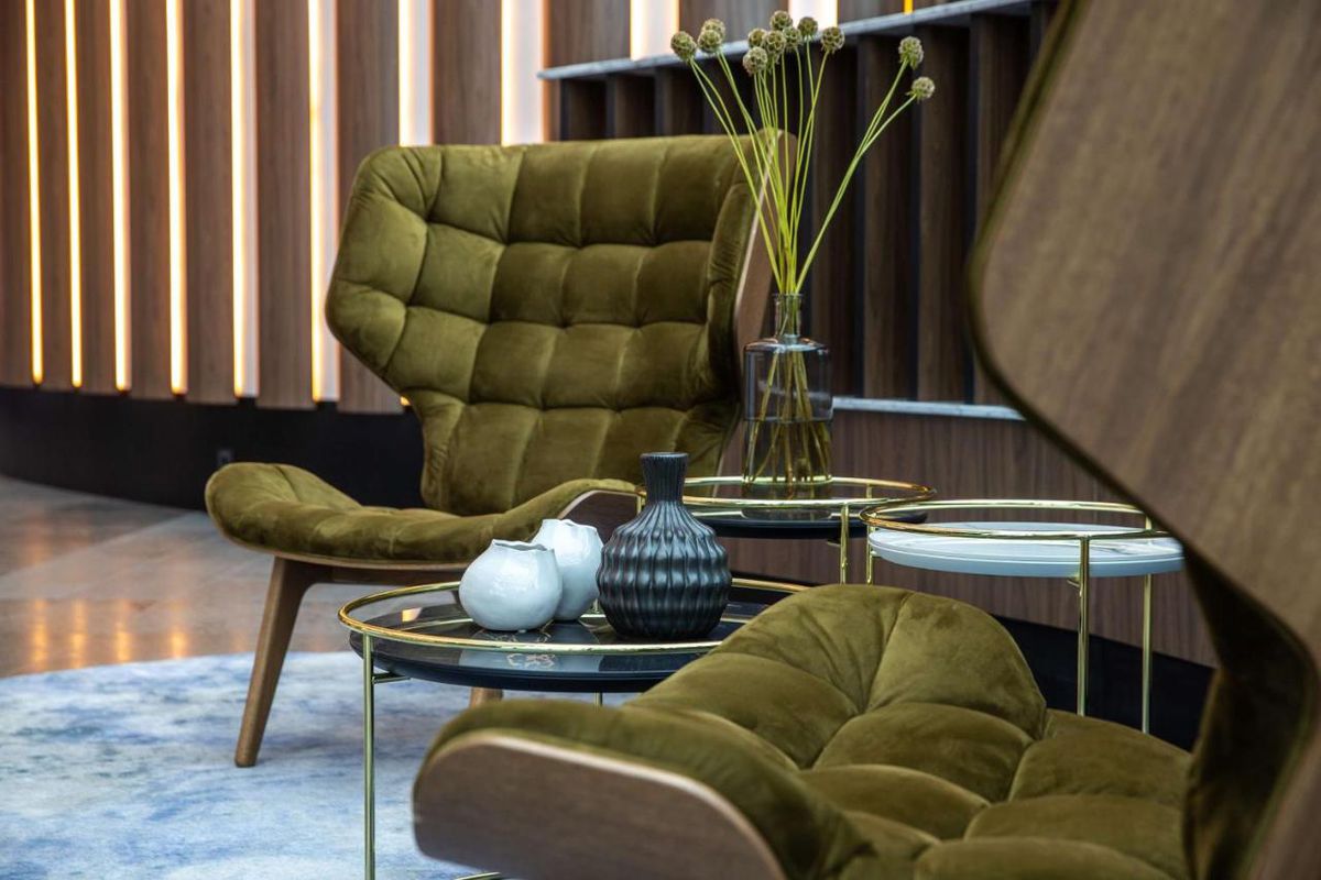 „Tricolorii” vor sta la Koln la un hotel unde camera costă 350 de euro pe noapte!