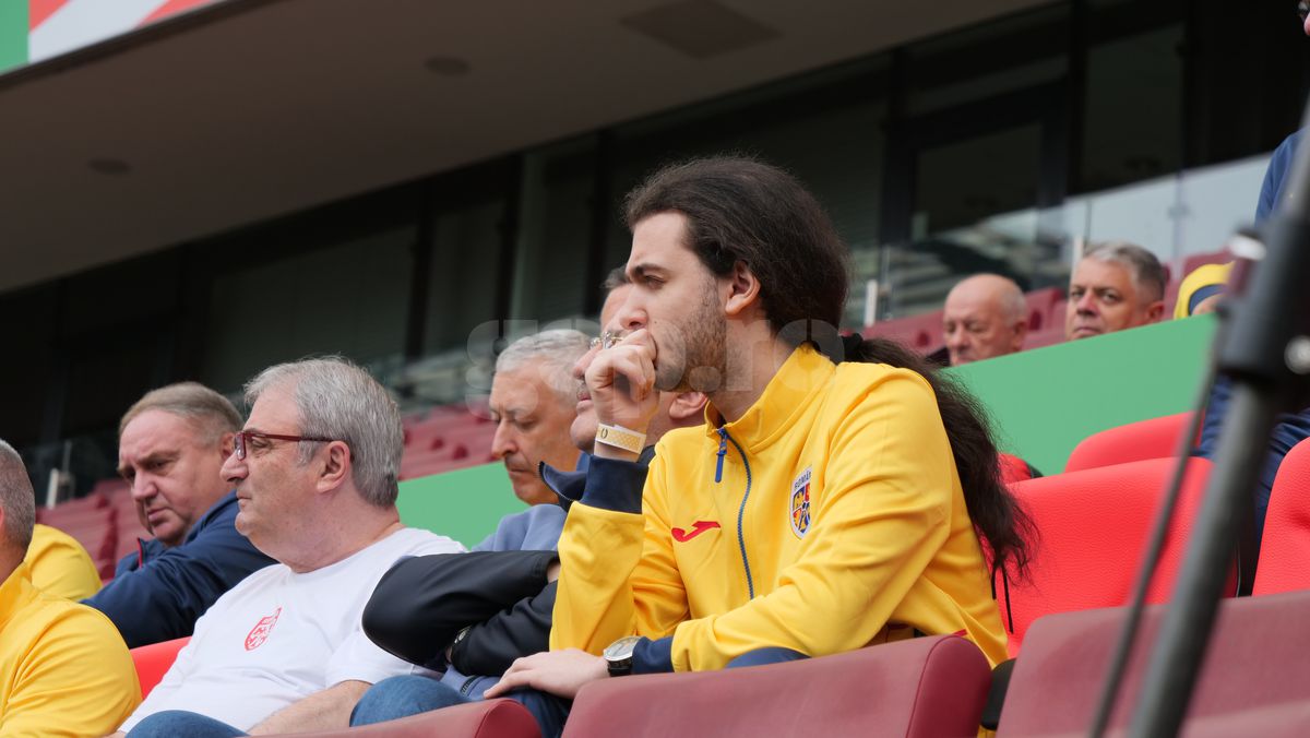 Vasile Dîncu și-a adus și fiul la Euro 2024