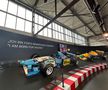 Pășiți în „sanctuarul” lui Michael Schumacher, lumea roșie a GOAT-ului din Formula 1! Colecția din Koln îți taie respirația