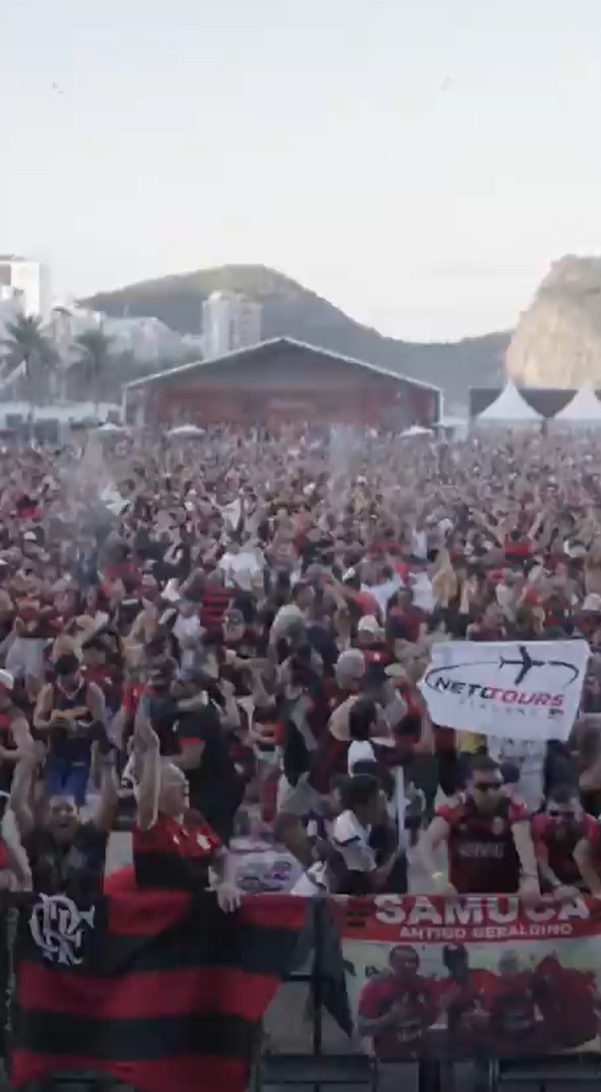 Imaginile incredibile din Brazilia fac înconjurul lumii! Nebunie pe Copacabana, după succesul istoric de la Campionatul Mondial al Cluburilor