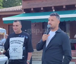 Constantin Budescu a luat microfonul și toți „petroliștii” au ieșit la dans: „Adu caii, Simioane!” / „Se vede Mamaia toată, Tanțooo”