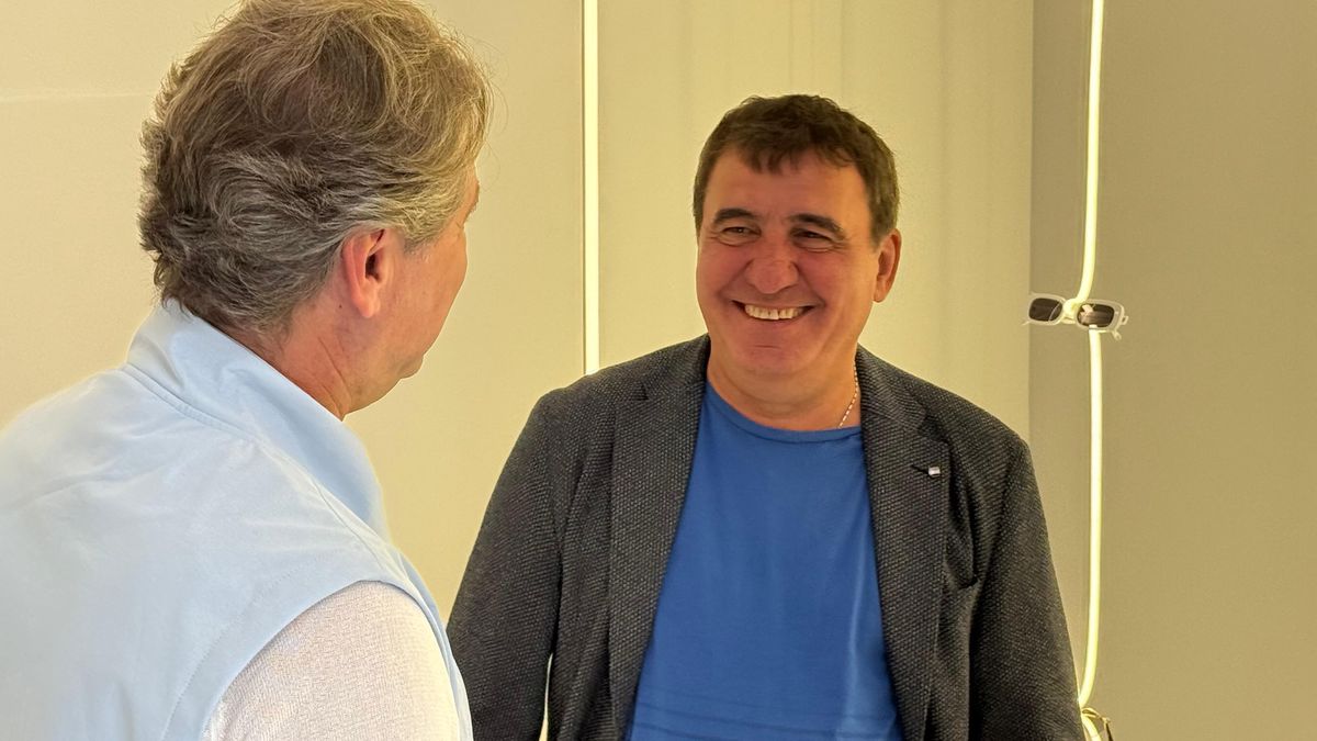 Ianis Hagi și-a lansat noul brand de ochelari de soare