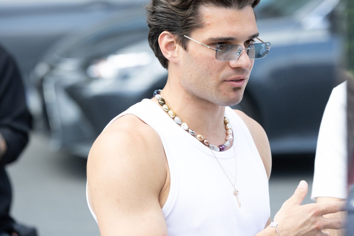 Ianis Hagi și Maria, fiica lui Gică Popescu, s-au lansat oficial în afaceri » Imagini de la evenimentul de azi de la Athenee Palace