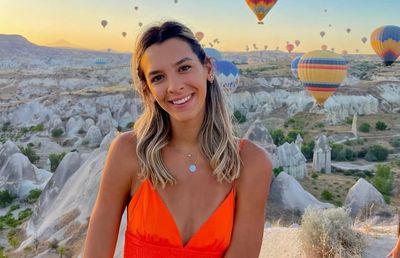 Românca stabilită în Istanbul, la momentul sincerității: sarmale, papanași, Antalya, Arcul de Triumf și „Seni seviyorum”