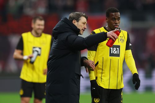 FOTO Răsturnare de situație? Bayern încearcă să-l deturneze pe starul lui Dortmund din drumul spre Londra