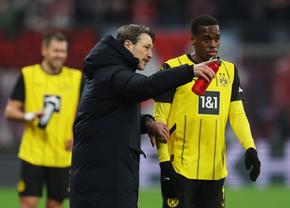 Răsturnare de situație? Bayern încearcă să-l deturneze pe starul lui Dortmund din drumul spre Londra