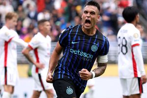 Inter - Urawa Red Diamonds 2-1 » Echipa lui Chivu a dat lovitura în prelungirile partidei și este cu un pas în optimile de finală la Mondialul Cluburilor