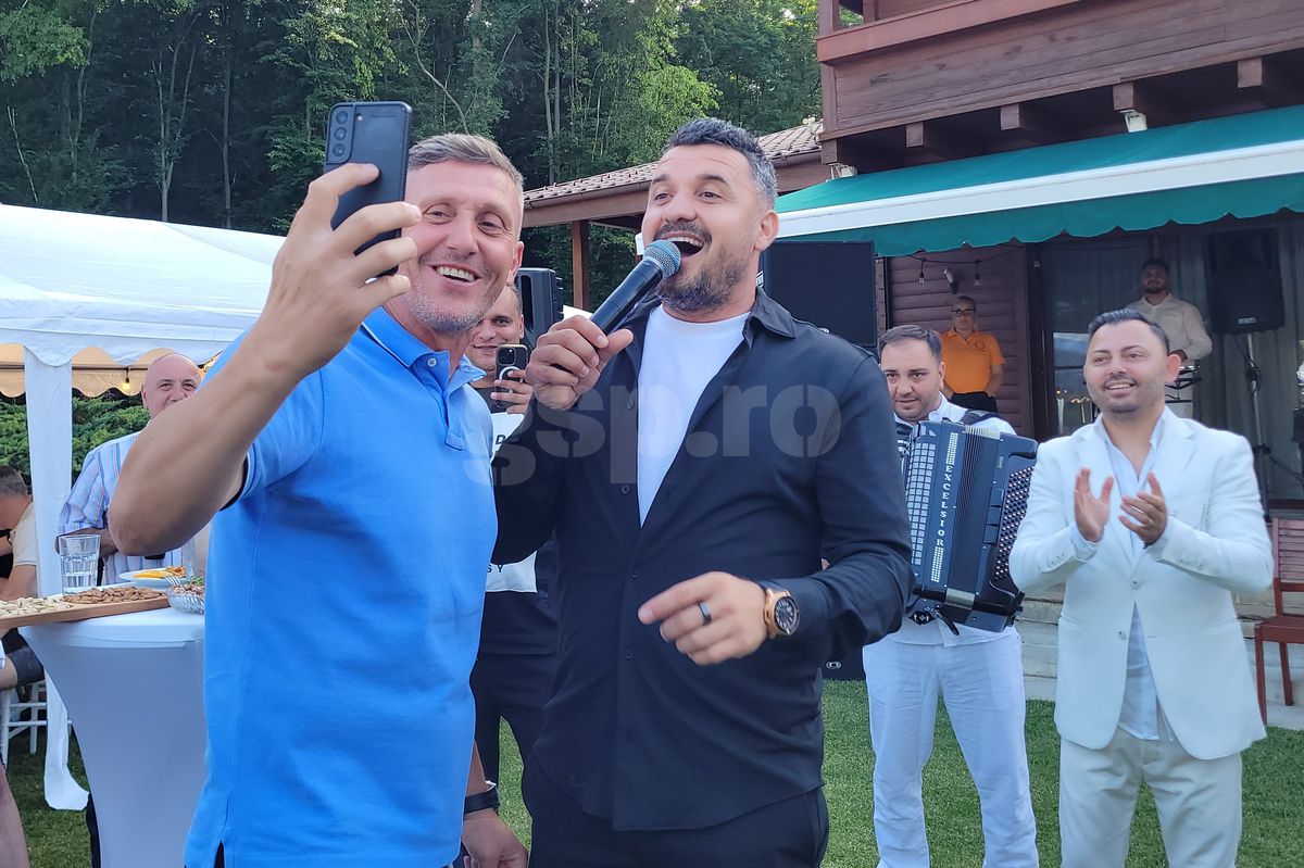 Constantin Budescu a luat microfonul și toți „petroliștii” au ieșit la dans: „Adu caii, Simioane!” / „Se vede Mamaia toată, Tanțooo”