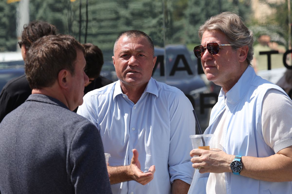 Ianis Hagi și Maria, fiica lui Gică Popescu, s-au lansat oficial în afaceri » Imagini de la evenimentul de azi de la Athenee Palace