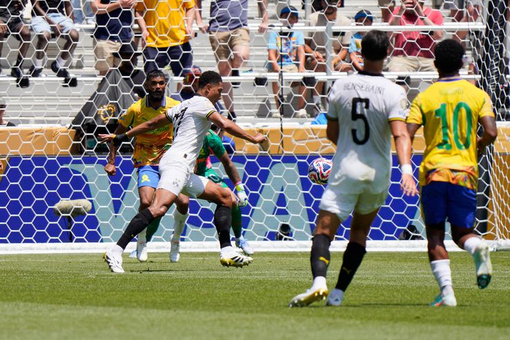 Mamelodi Sundowns - Borussia Dortmund, în etapa #2 de la Mondialul Cluburilor // FOTO: Imago Images