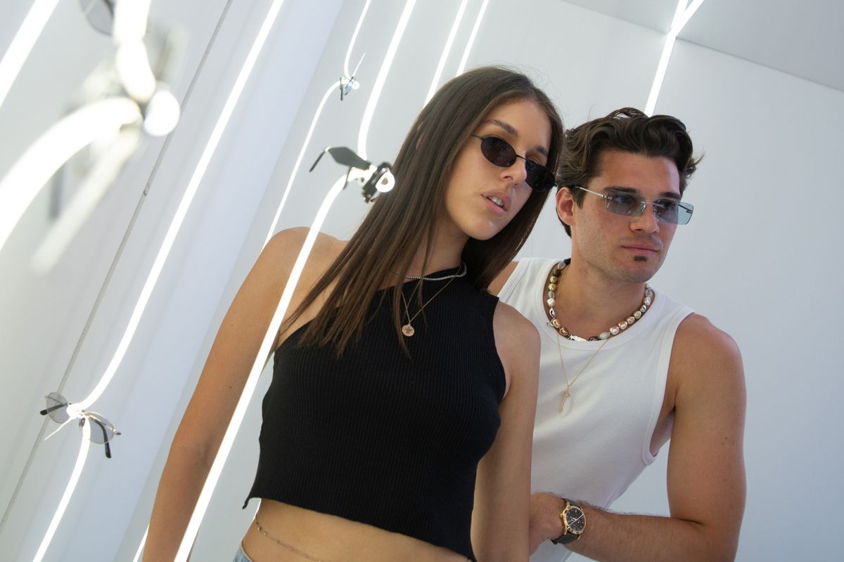 Ianis Hagi și-a lansat noul brand de ochelari de soare