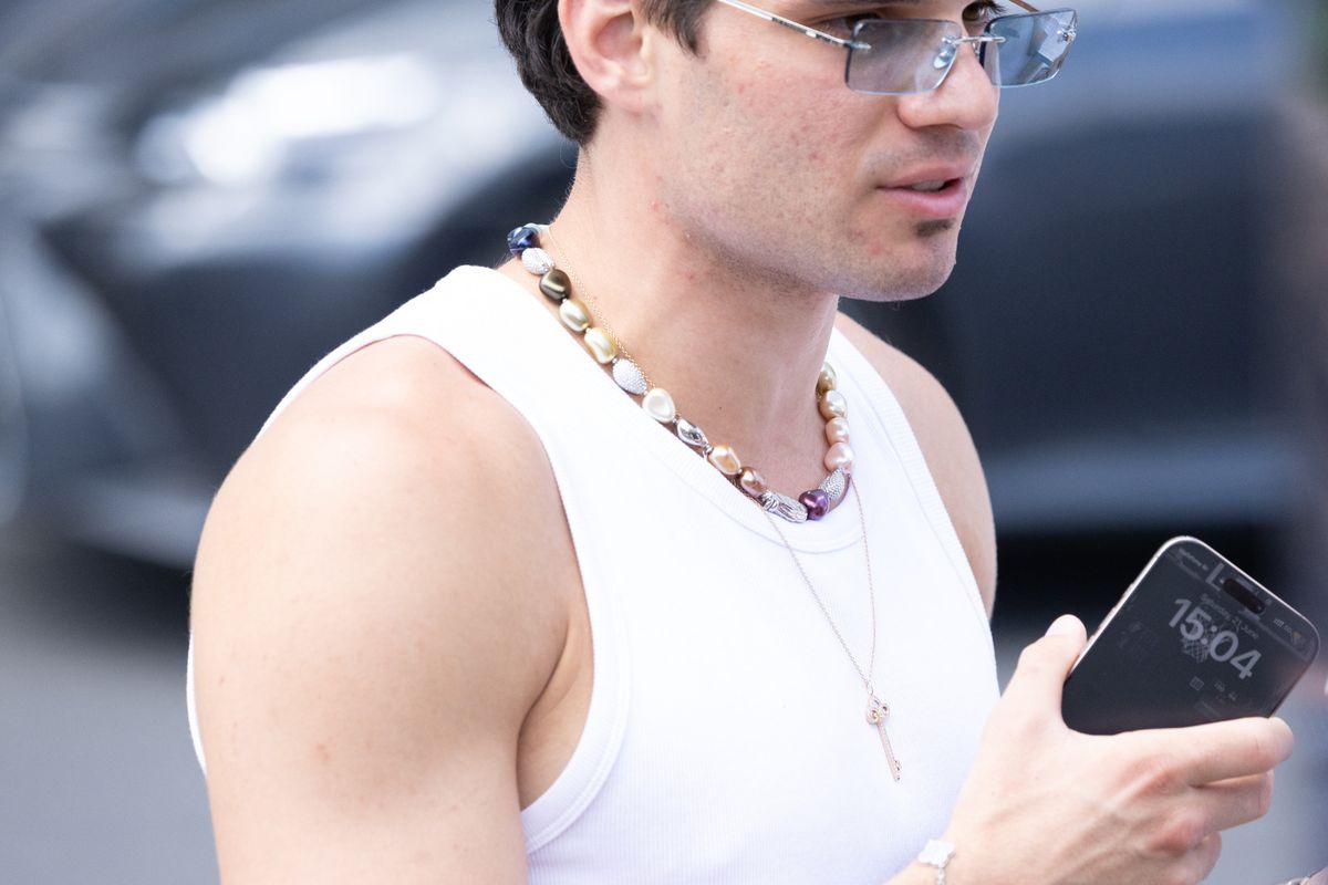 Ianis Hagi și Maria, fiica lui Gică Popescu, s-au lansat oficial în afaceri » Imagini de la evenimentul de azi de la Athenee Palace