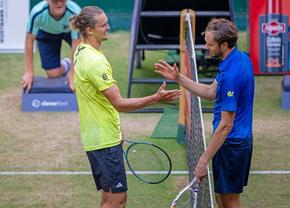 Daniil Medvedev, primul finalist în turneul de la Halle » Bătălie de 3 ore cu favoritul local Zverev