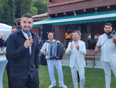 Constantin Budescu a luat microfonul și toți „petroliștii” au ieșit la ...