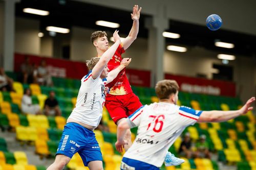 România U21, înfrângere drastică în fața naționalei similare din Insulele Feroe » Adversari extrem de dificili în Top 16