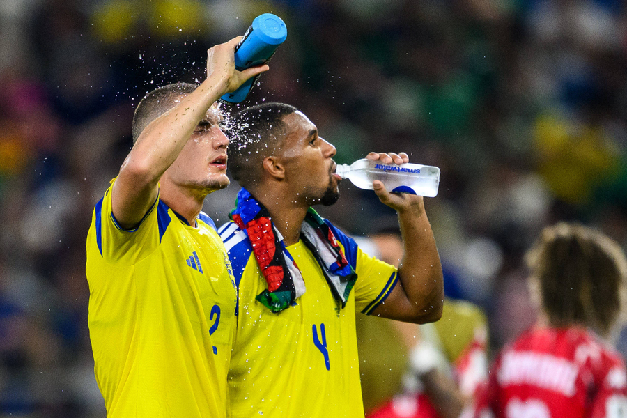 Fiți serioși cu pauzele de hidratare, Messi și Ronaldo intră într-un bar, iar Japonia vine din viitor » 5 concluzii neconvenționale după faza grupelor la Mondial