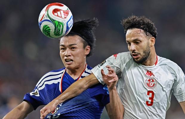 S-au marcat 4 goluri în Tunisia - Japonia, cu Istvan Kovacs la centru » Încă o echipă eliminată