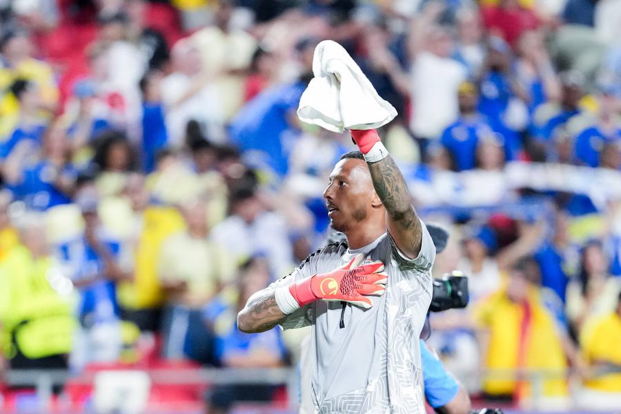 Eloy Room, portarul din Curacao, a făcut un meci senzațional // foto: Imago Curacao a șocat în etapa a 2-a de la Mondial! Fabulos cât s-a terminat meciul cu Ecuador