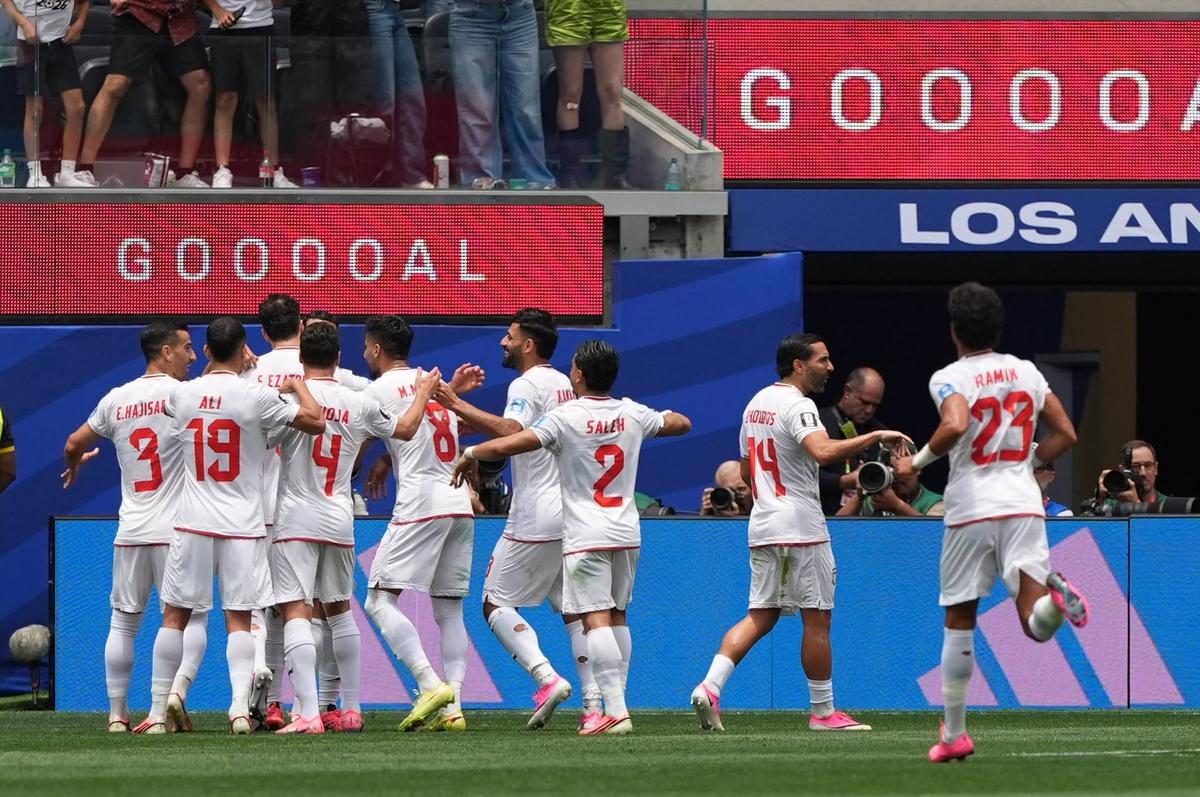 Au aliniat cea mai bătrână echipă de start din istoria Cupei Mondiale!
