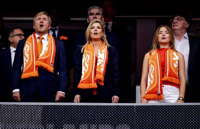 Familia Regală a Olandei, tur de forță la Cupa Mondială » Eroul Curacao: „M-a sărutat Maxima!”