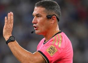 „Are șanse foarte mari să arbitreze finala Campionatului Mondial” » Istvan Kovacs, ridicat în slăvi după primul meci