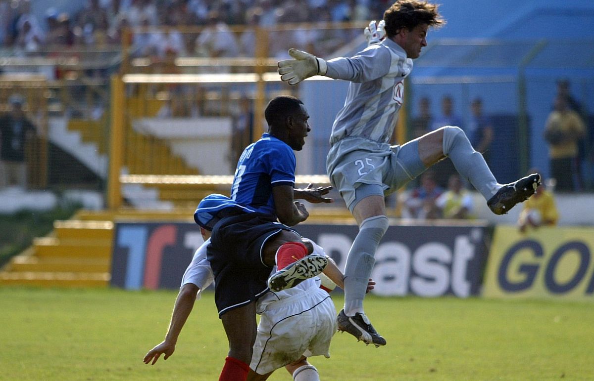 „Aveam foame de rezultate” » 14 ani de la victoria Gloriei Bistrița cu Atletico Madrid: amintirile eroului partidei